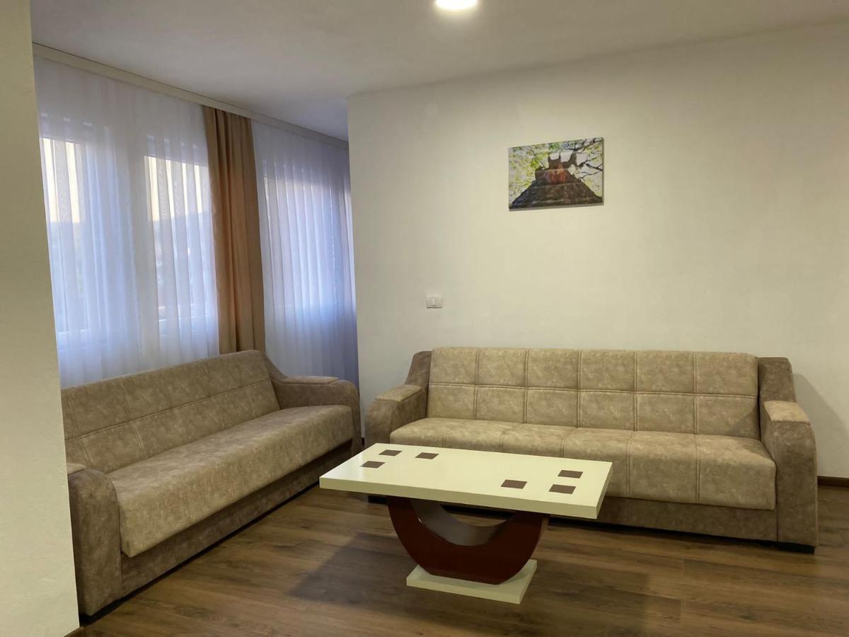 Bed and Breakfast Vila Centar Mb Sjenica Exterior foto